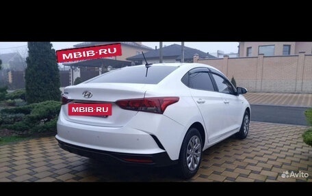 Hyundai Solaris II рестайлинг, 2021 год, 1 650 000 рублей, 6 фотография