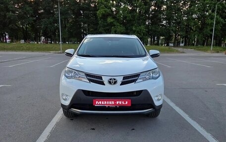 Toyota RAV4, 2013 год, 2 000 000 рублей, 1 фотография