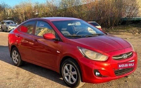 Hyundai Solaris II рестайлинг, 2012 год, 450 000 рублей, 5 фотография