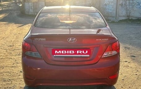 Hyundai Solaris II рестайлинг, 2012 год, 450 000 рублей, 3 фотография