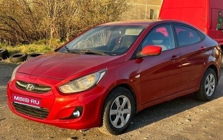 Hyundai Solaris II рестайлинг, 2012 год, 450 000 рублей, 7 фотография