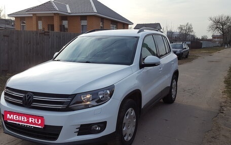 Volkswagen Tiguan I, 2015 год, 850 000 рублей, 3 фотография