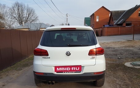 Volkswagen Tiguan I, 2015 год, 850 000 рублей, 4 фотография