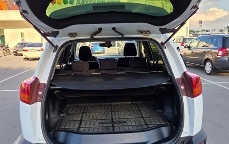 Toyota RAV4, 2013 год, 2 000 000 рублей, 9 фотография