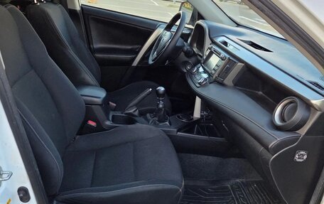 Toyota RAV4, 2013 год, 2 000 000 рублей, 10 фотография
