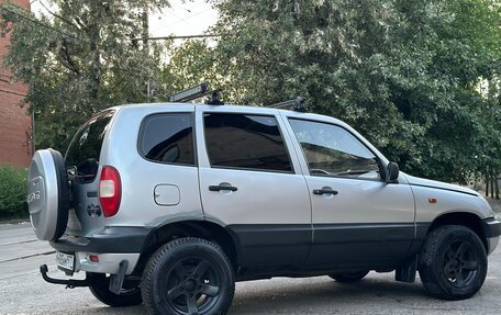 Chevrolet Niva I рестайлинг, 2004 год, 270 000 рублей, 4 фотография