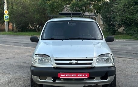 Chevrolet Niva I рестайлинг, 2004 год, 270 000 рублей, 2 фотография