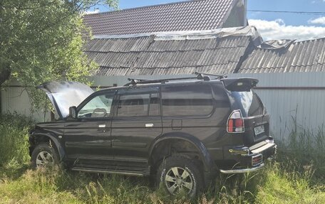 Mitsubishi Pajero Sport II рестайлинг, 2004 год, 550 000 рублей, 3 фотография