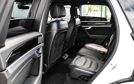 Volkswagen Touareg III, 2018 год, 3 899 000 рублей, 13 фотография