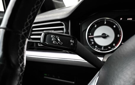 Volkswagen Touareg III, 2018 год, 3 899 000 рублей, 14 фотография