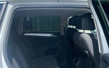 Volkswagen Tiguan II, 2017 год, 2 440 000 рублей, 7 фотография