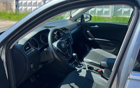 Volkswagen Tiguan II, 2020 год, 2 610 000 рублей, 11 фотография