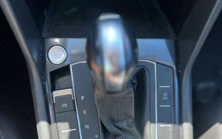 Volkswagen Tiguan II, 2020 год, 2 610 000 рублей, 21 фотография