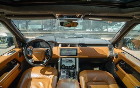 Land Rover Range Rover IV рестайлинг, 2018 год, 7 500 000 рублей, 14 фотография