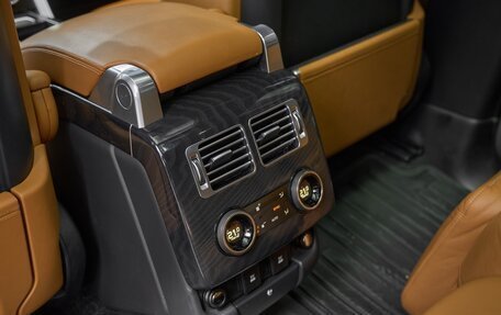 Land Rover Range Rover IV рестайлинг, 2018 год, 7 500 000 рублей, 23 фотография