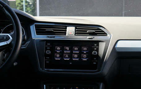 Volkswagen Tiguan II, 2021 год, 2 899 000 рублей, 12 фотография