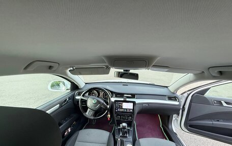 Skoda Superb III рестайлинг, 2012 год, 1 000 000 рублей, 9 фотография