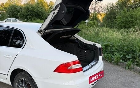 Skoda Superb III рестайлинг, 2012 год, 1 000 000 рублей, 7 фотография