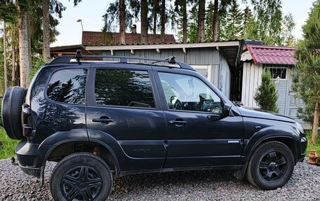 Chevrolet Niva I рестайлинг, 2010 год, 320 000 рублей, 3 фотография