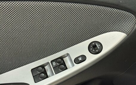 Hyundai Solaris II рестайлинг, 2011 год, 890 000 рублей, 8 фотография