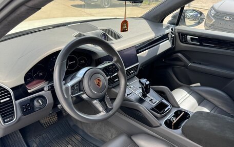 Porsche Cayenne III, 2018 год, 6 900 000 рублей, 4 фотография