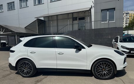 Porsche Cayenne III, 2018 год, 6 900 000 рублей, 3 фотография