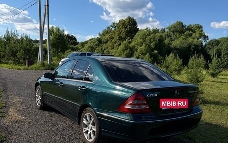 Mercedes-Benz C-Класс, 2006 год, 800 000 рублей, 4 фотография