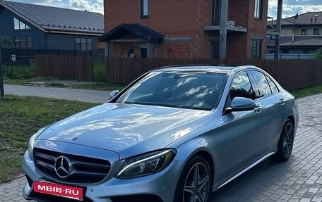 Mercedes-Benz C-Класс, 2017 год, 1 850 000 рублей, 2 фотография