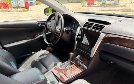 Toyota Camry, 2017 год, 2 700 000 рублей, 8 фотография