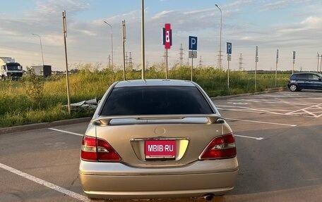 Toyota Brevis, 2004 год, 970 000 рублей, 5 фотография