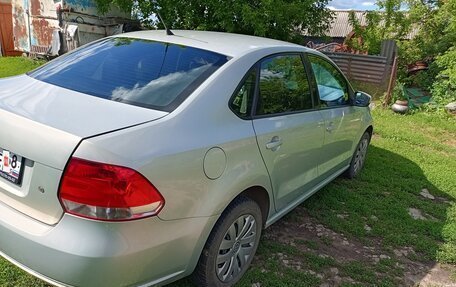 Volkswagen Polo VI (EU Market), 2012 год, 700 000 рублей, 4 фотография