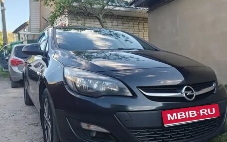 Opel Astra J, 2014 год, 870 000 рублей, 1 фотография
