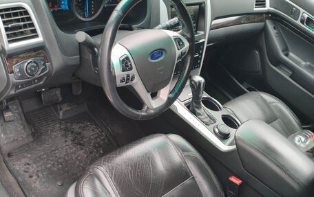 Ford Explorer VI, 2013 год, 1 700 000 рублей, 8 фотография