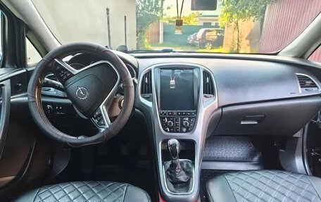 Opel Astra J, 2014 год, 870 000 рублей, 6 фотография
