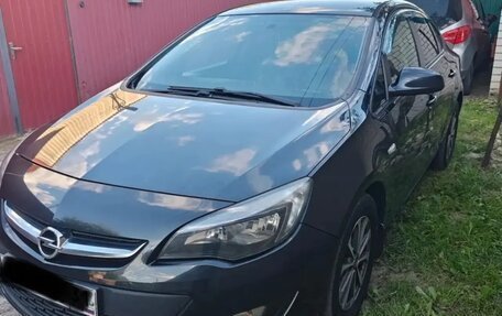 Opel Astra J, 2014 год, 870 000 рублей, 11 фотография