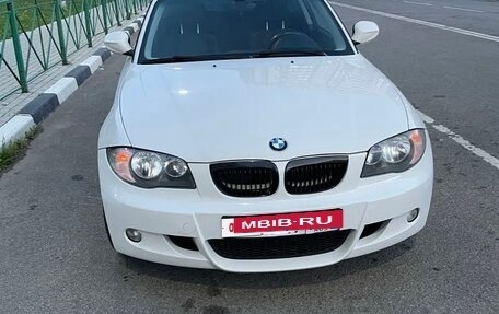 BMW 1 серия, 2010 год, 830 000 рублей, 2 фотография