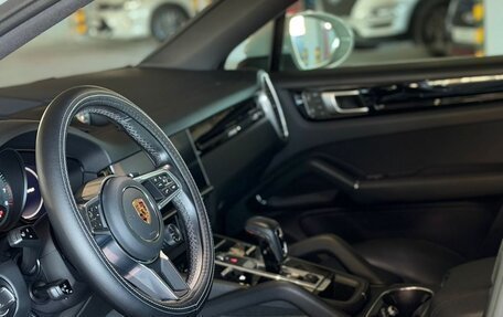 Porsche Cayenne III, 2022 год, 9 000 000 рублей, 15 фотография