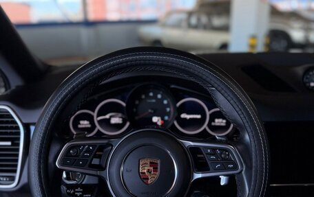 Porsche Cayenne III, 2022 год, 9 000 000 рублей, 16 фотография