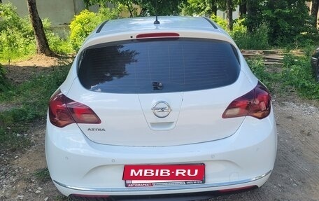 Opel Astra J, 2013 год, 535 000 рублей, 4 фотография
