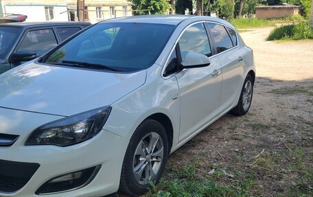 Opel Astra J, 2013 год, 535 000 рублей, 12 фотография