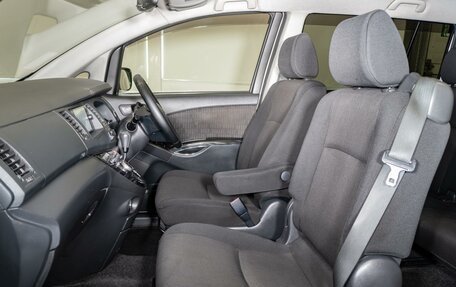Toyota ISis I, 2013 год, 1 190 000 рублей, 13 фотография