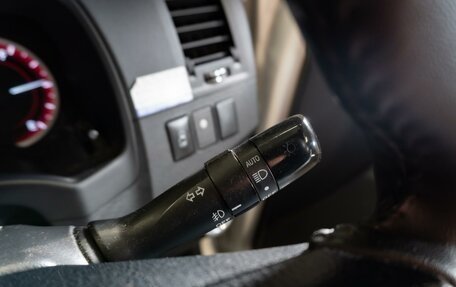 Toyota ISis I, 2013 год, 1 190 000 рублей, 23 фотография