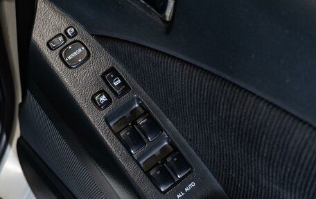 Toyota ISis I, 2013 год, 1 190 000 рублей, 26 фотография