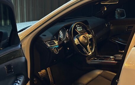 Mercedes-Benz E-Класс, 2013 год, 1 800 000 рублей, 13 фотография