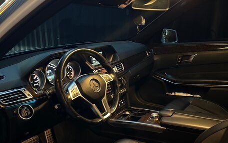 Mercedes-Benz E-Класс, 2013 год, 1 800 000 рублей, 14 фотография