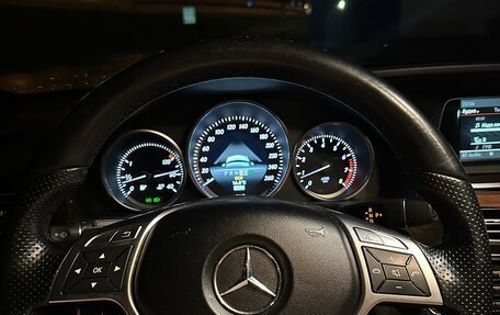 Mercedes-Benz E-Класс, 2013 год, 1 800 000 рублей, 28 фотография