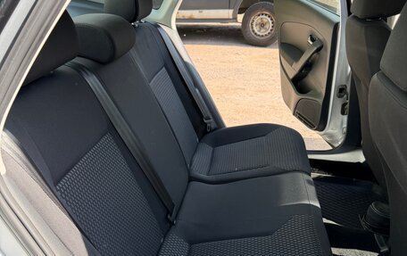 Volkswagen Polo VI (EU Market), 2012 год, 1 100 000 рублей, 28 фотография