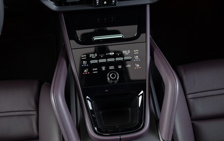 Porsche Cayenne III, 2026 год, 18 890 000 рублей, 17 фотография