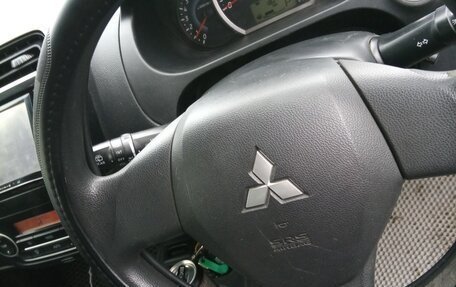 Mitsubishi Mirage VI рестайлинг, 2012 год, 390 000 рублей, 8 фотография