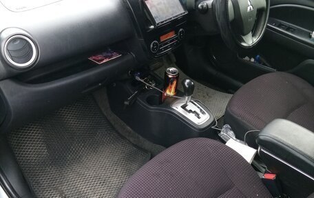 Mitsubishi Mirage VI рестайлинг, 2012 год, 390 000 рублей, 7 фотография